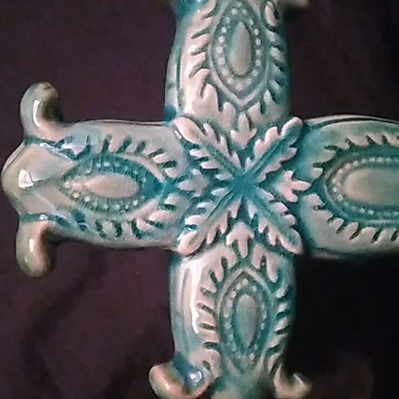 Decorative Southwest Style Turquoise/Green Cross with Golden Brown Base (B5) - Picture 6 of 10